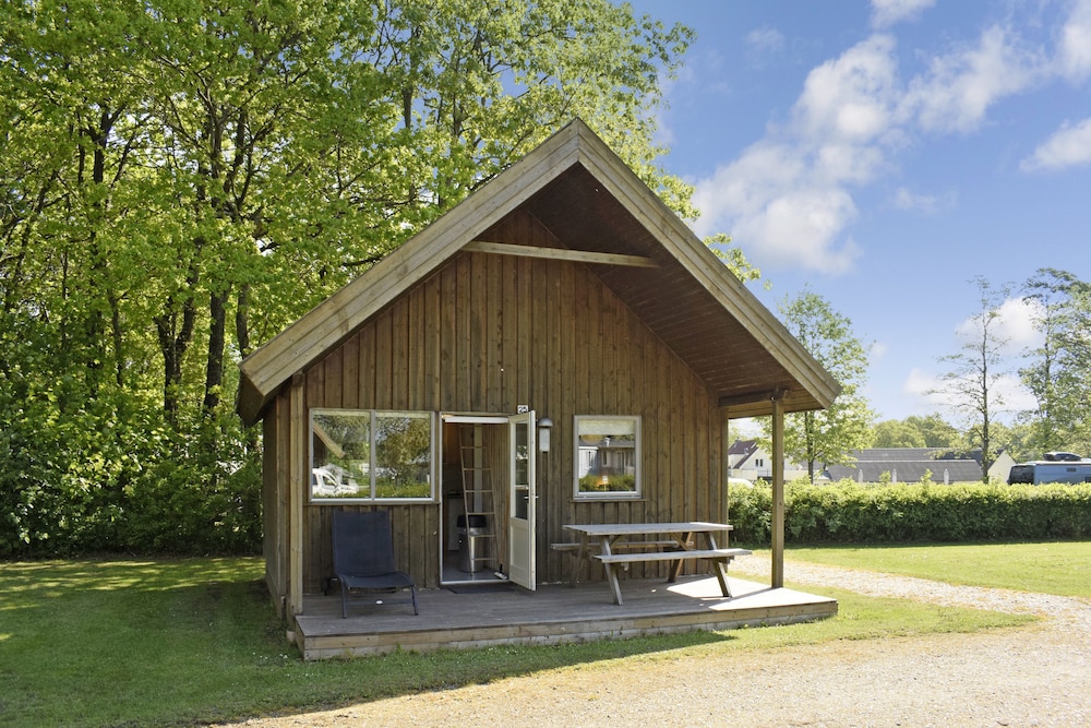 Luxury Cabin, 1 Bedroom, Private Bathroom photo 3