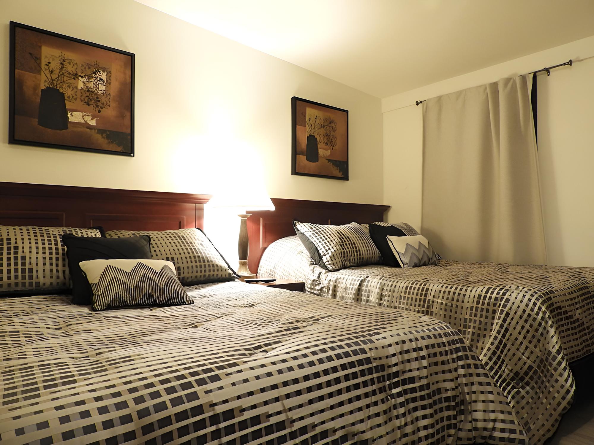 Standard Double Room, 2 Double Beds - Photo 8