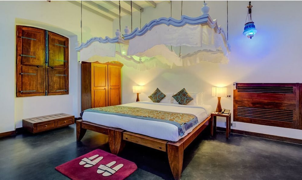 Deluxe Room - Photo 5