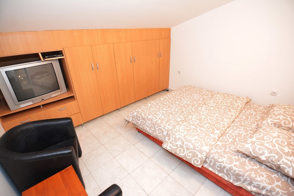 Apartment, 1 Bedroom, Terrace, Garden Area