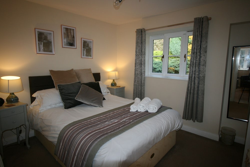 Luxury Cottage, 1 King Bed, Kitchen