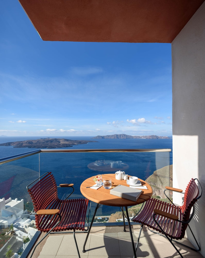 Superior Suite, Jetted Tub, Sea View - Photo 9