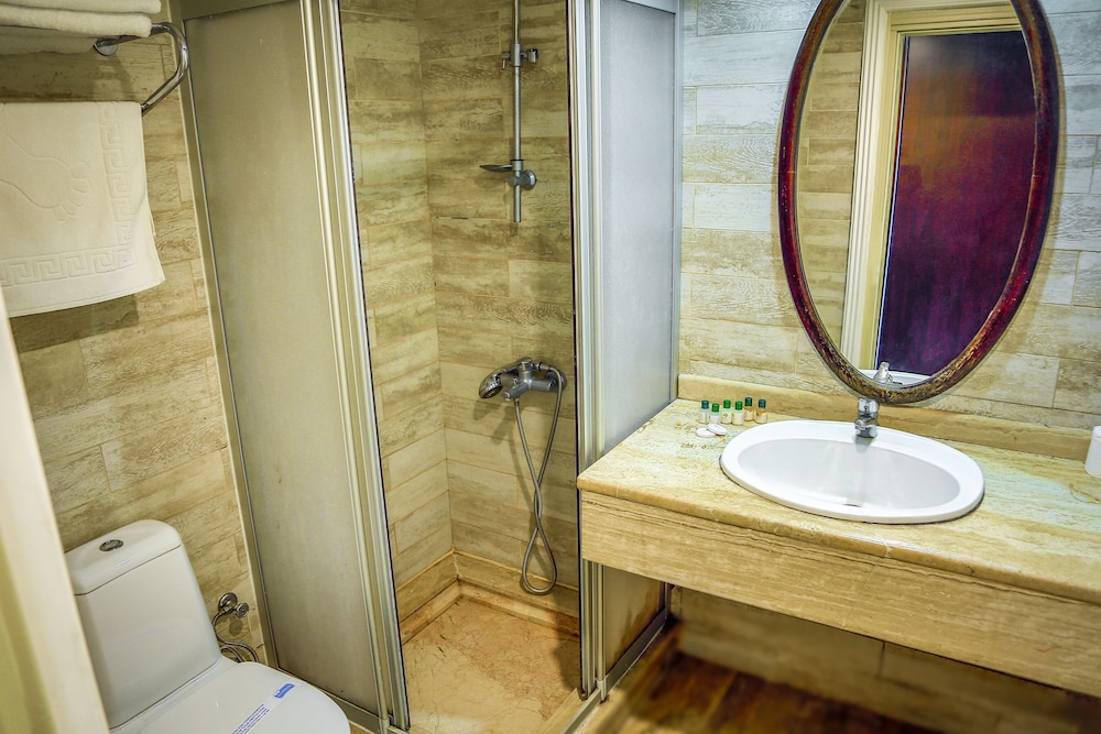 Standard Double Room, Lake View photo 2