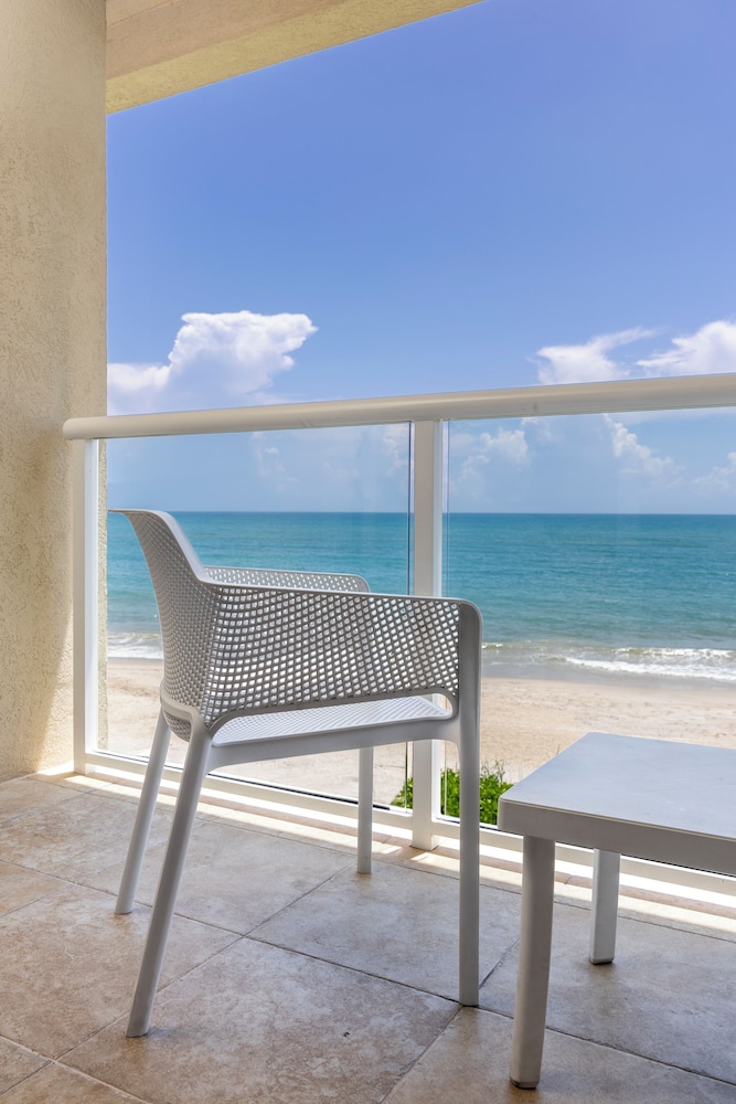 Room, 2 Queen Beds, Oceanfront - Photo 2