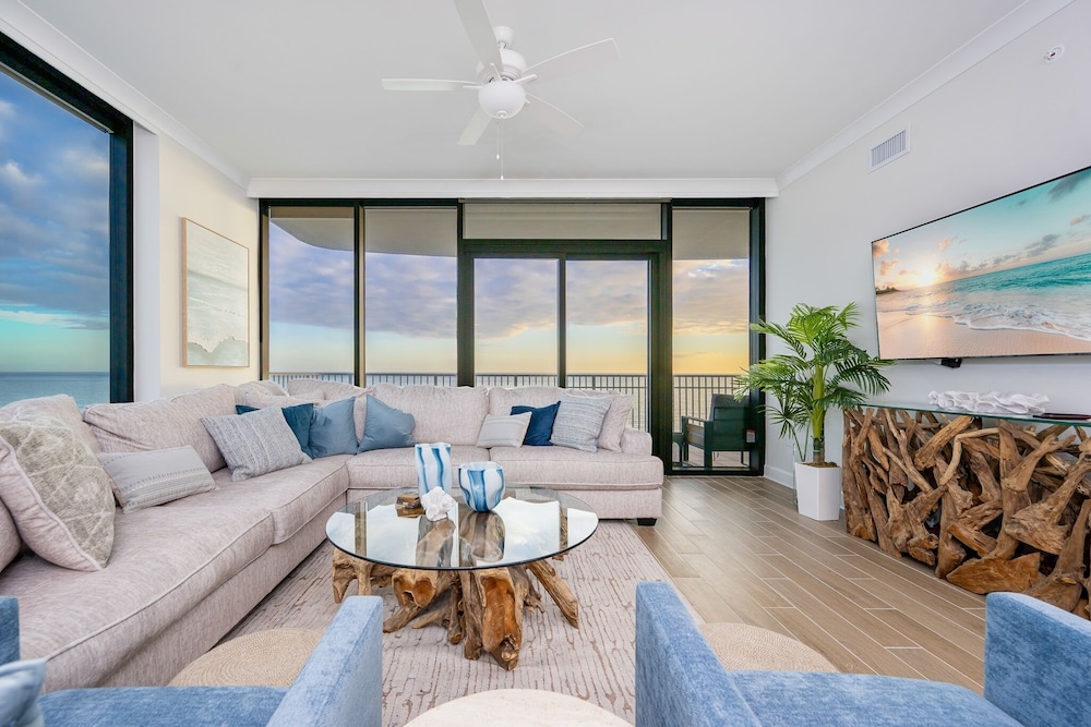 Condo, 4 Bedrooms