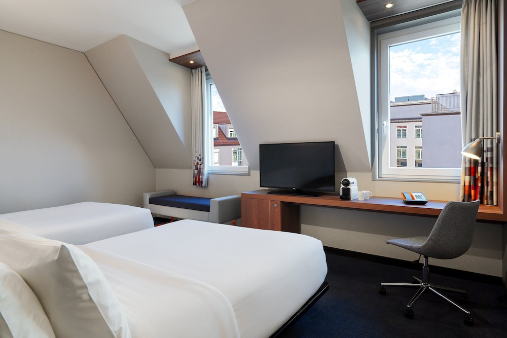 Room, 2 Double Beds, City View (urban)