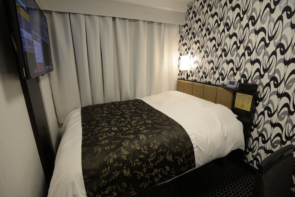 Standard Double Room, 1 Double Bed, Smoking - Photo 1