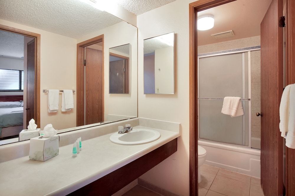 Standard Room, 1 Bedroom, Oceanfront - Photo 6