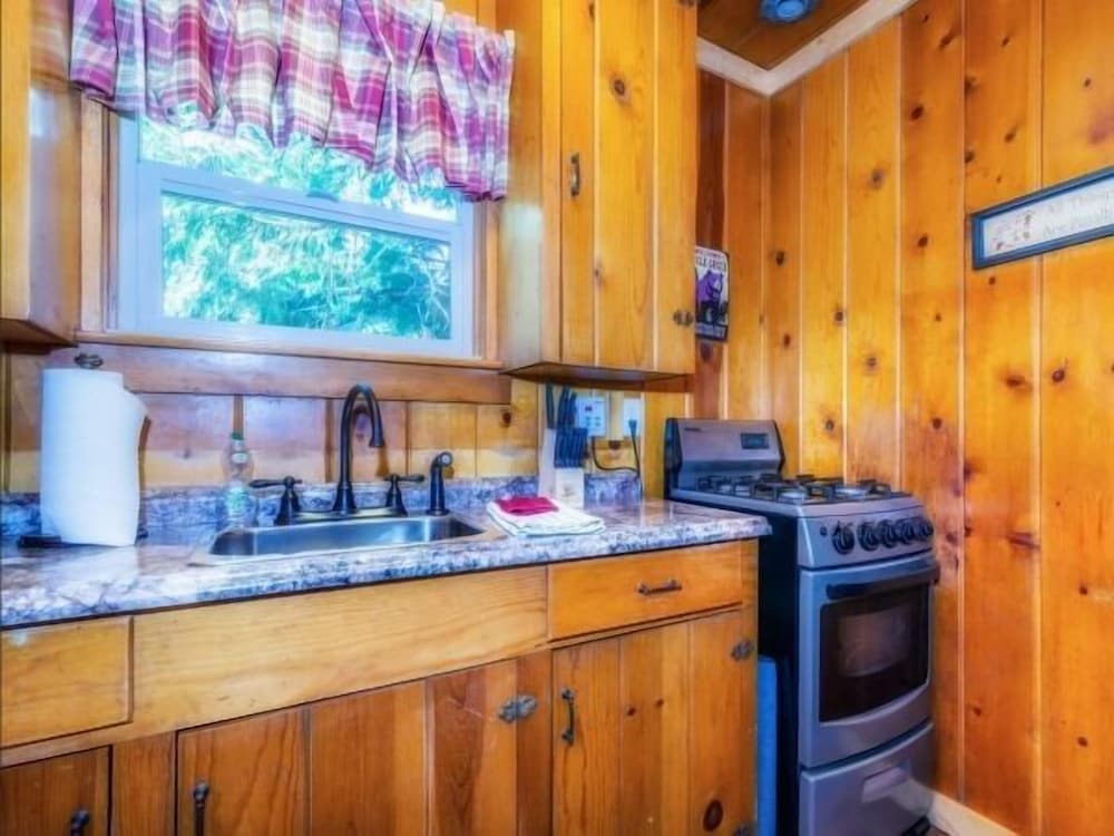 Cabin photo 3