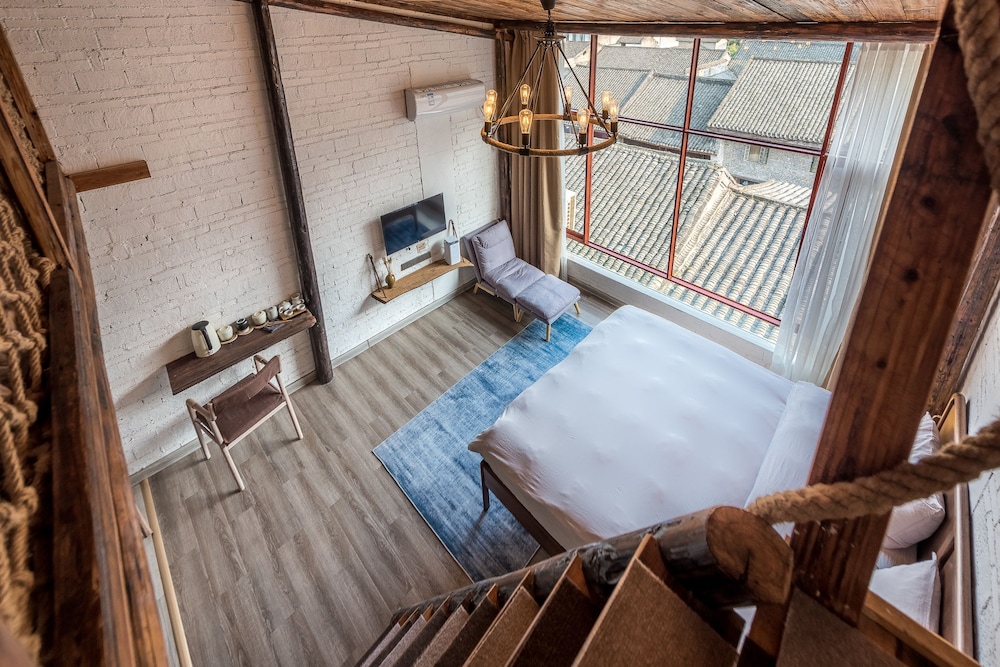 Superior Triple Room photo 3