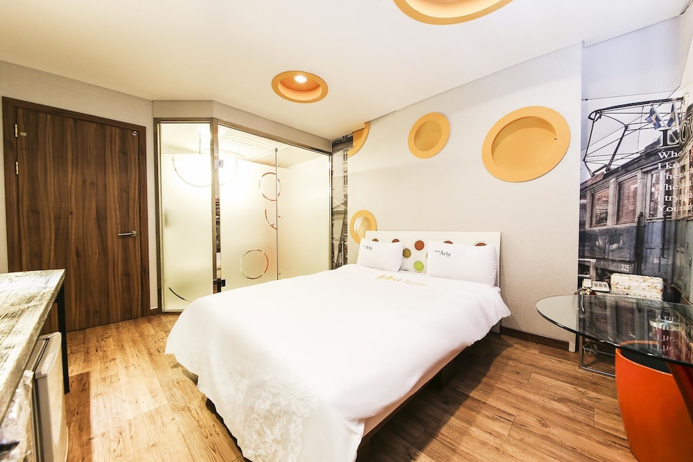 Standard Room - Photo 8