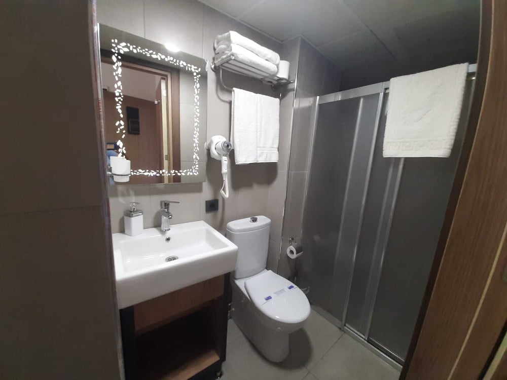 Standard Double Or Twin Room photo 3