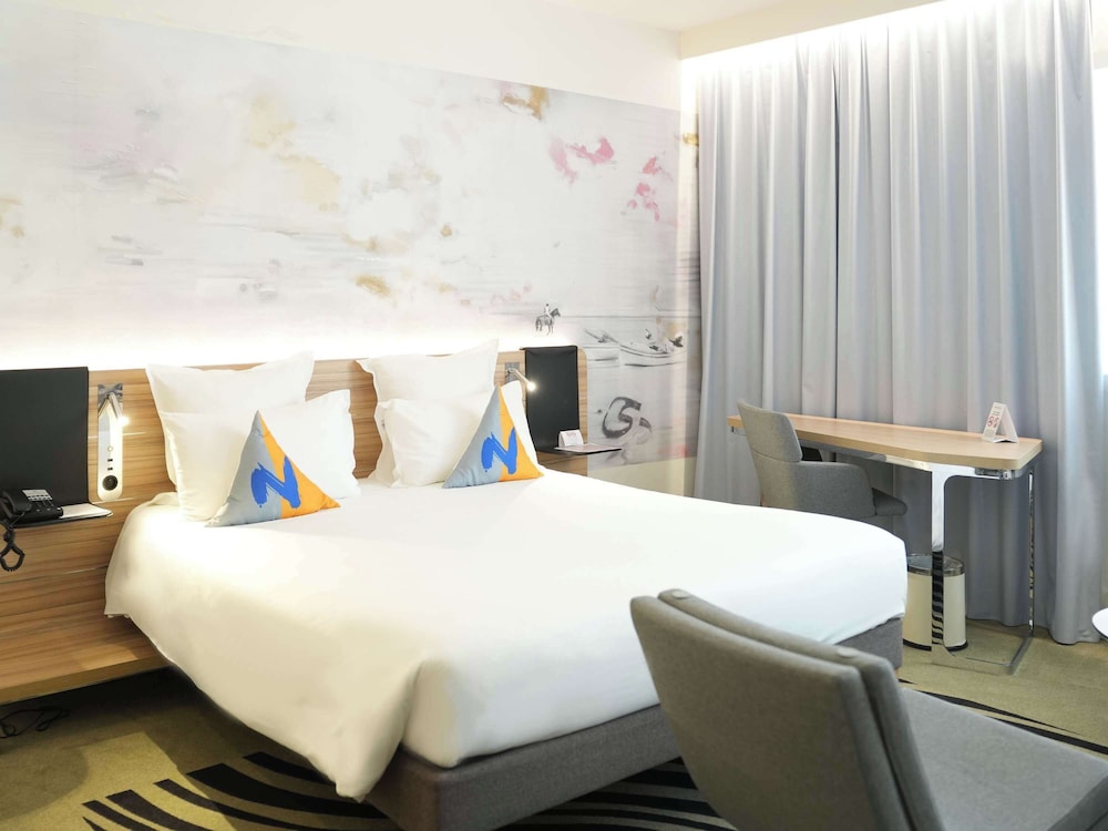 Executive Room, 1 King Bed - Photo 7