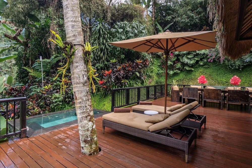 Luxury Villa, 5 Bedrooms, Garden View photo 2