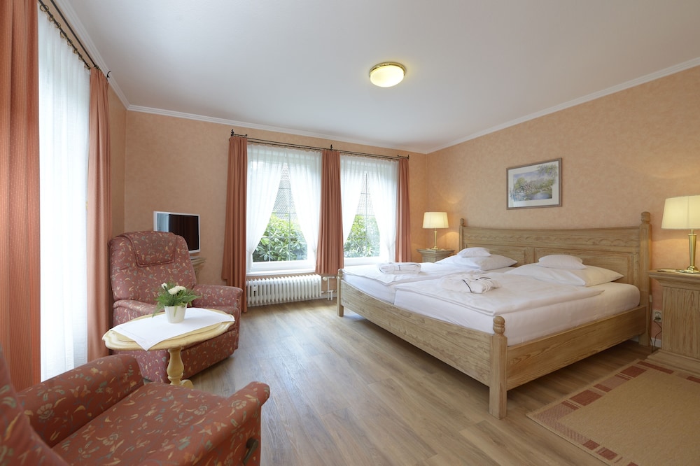 Junior Suite, 1 Bedroom, Terrace photo 1