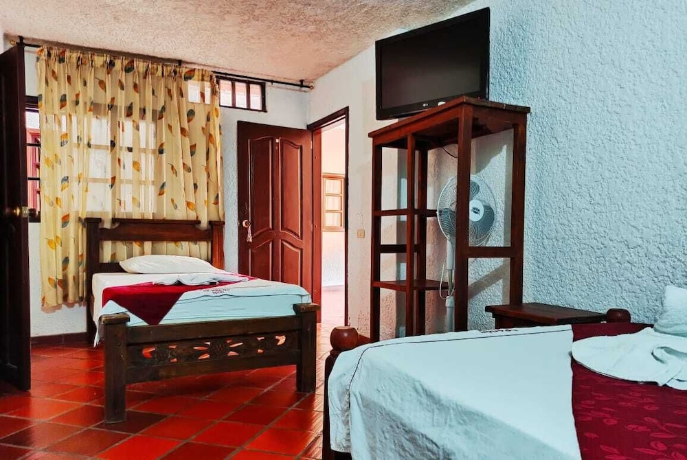 Standard Triple Room, Garden View photo 1