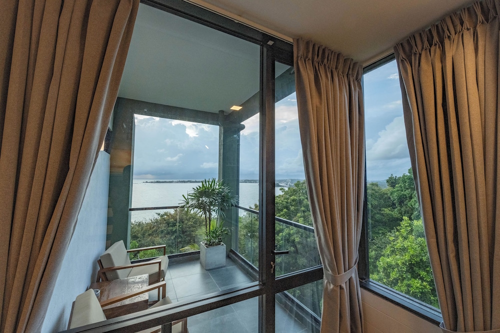 Deluxe Double Room, 1 Double Bed, Ocean View - Photo 27