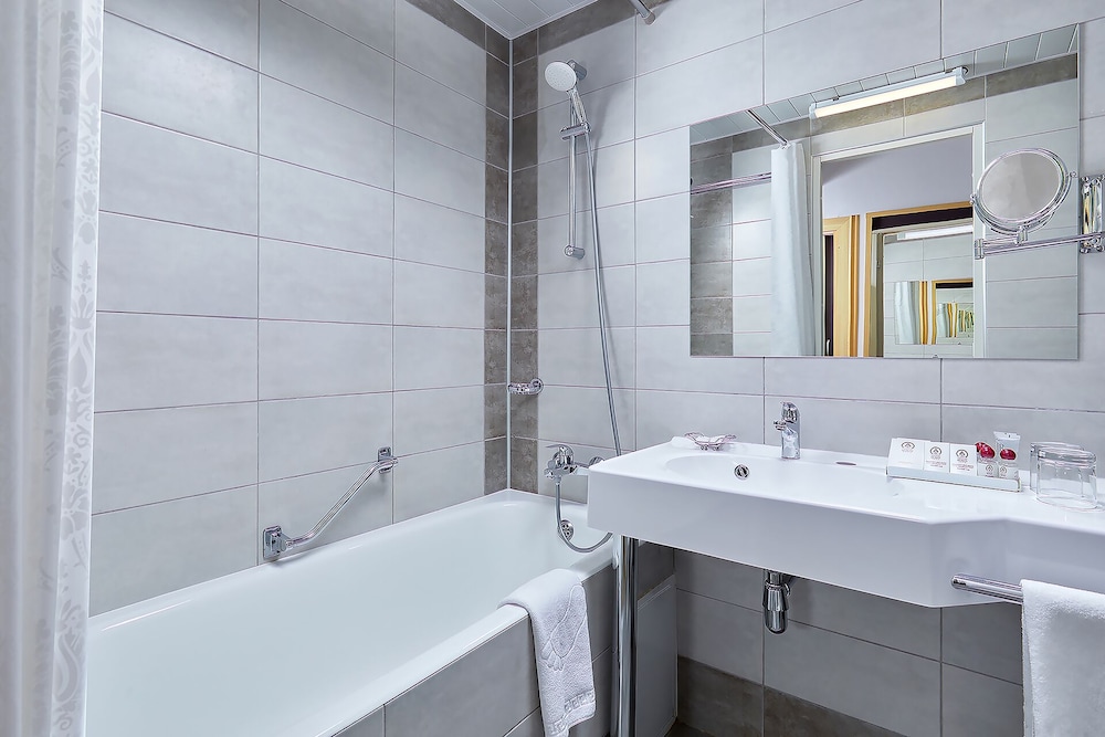 Premium Double Room (Business) photo 3