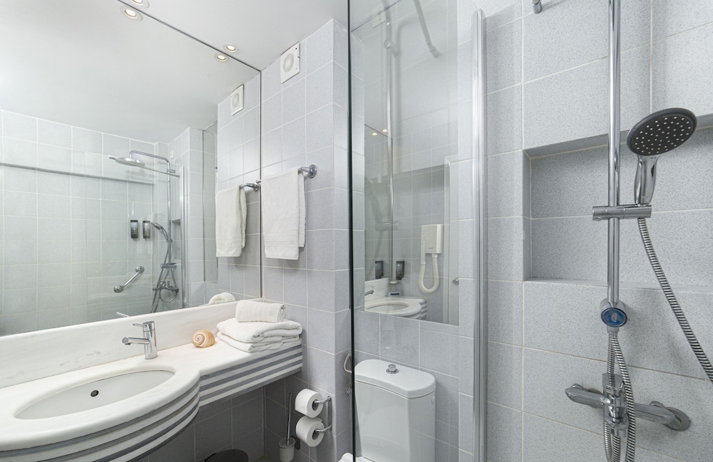 Standard Room, Sea View (3rd Floor) - Photo 2