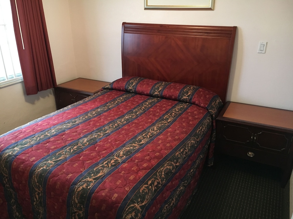 Basic Double Room, 2 Bedrooms