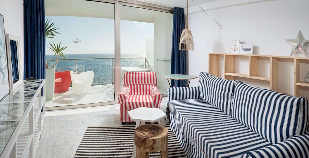 Suite, Sea View (2 Adults)