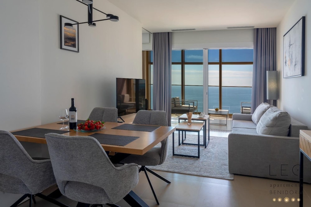 Deluxe Suite, Sea View