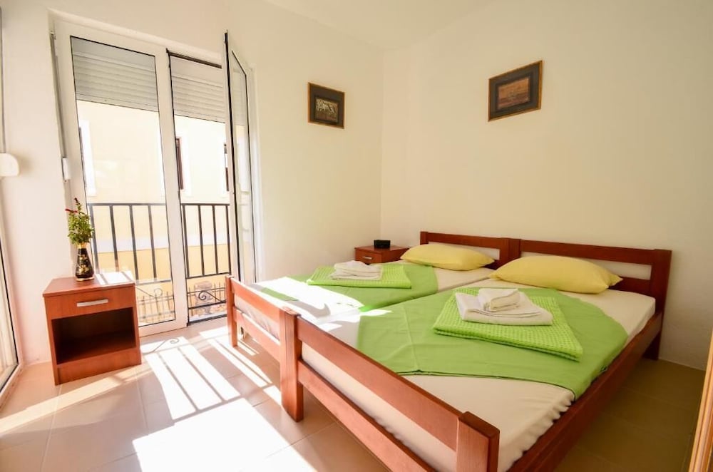 Standard Apartment photo 3