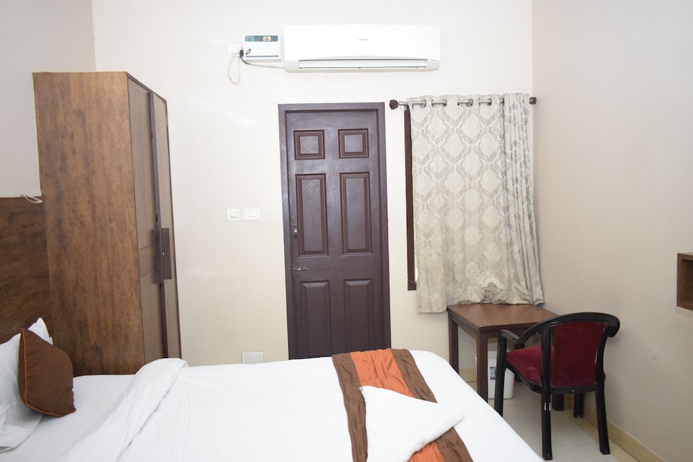 Standard Double Room - Photo 1