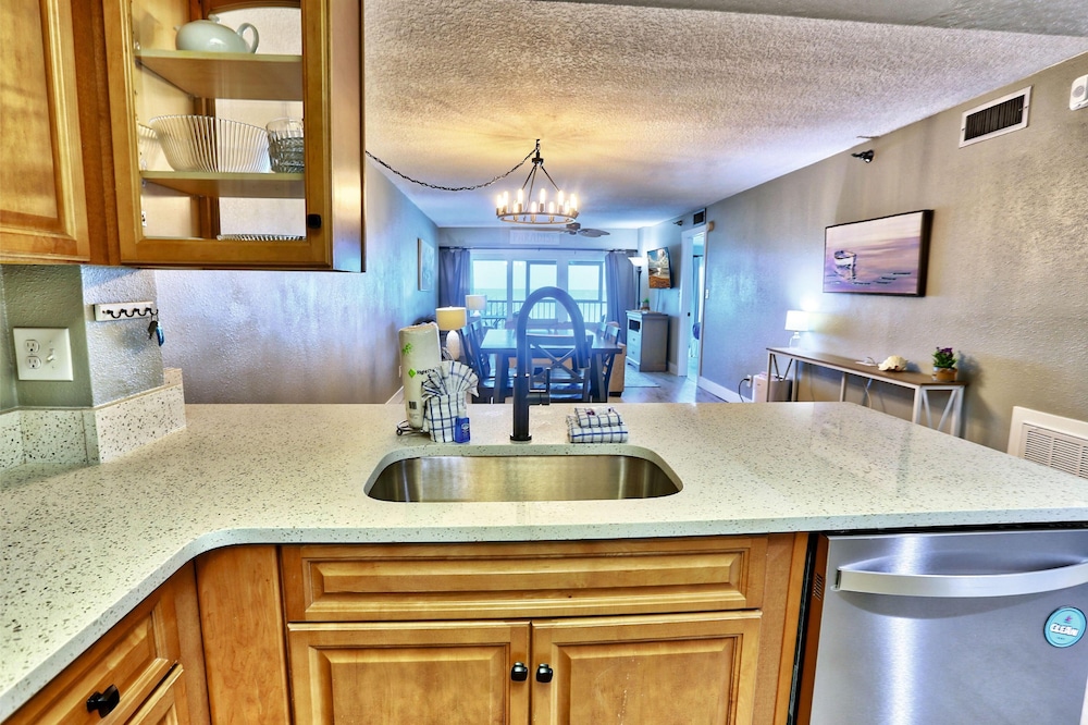 Condo, Multiple Beds (Arie Dam 202) photo 1