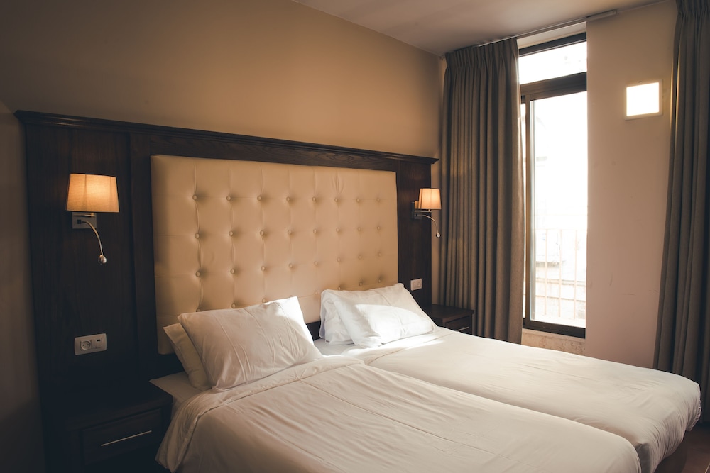 Standard Twin Room photo 1