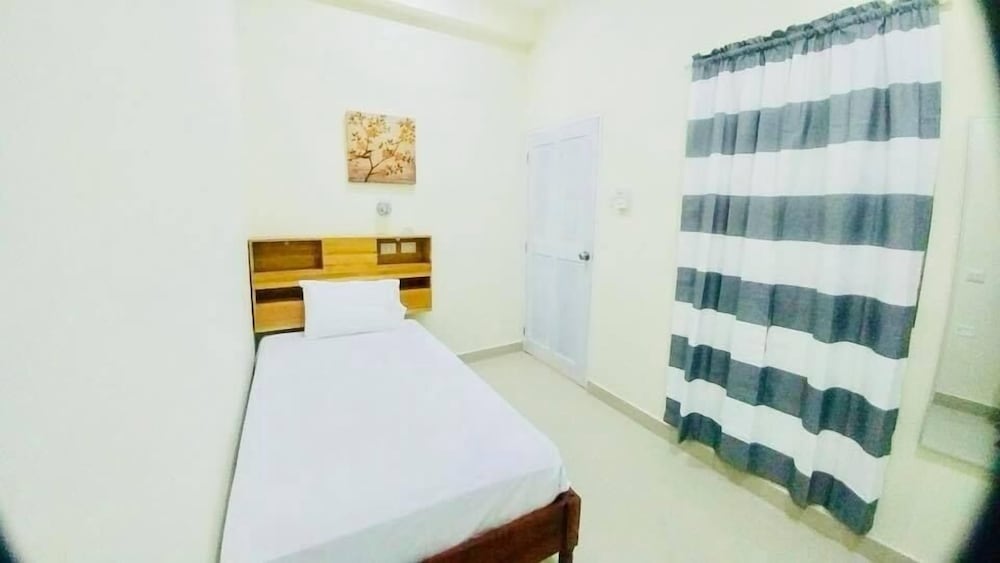 Basic Single Room photo 1