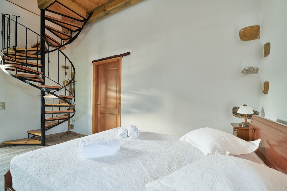 Premium Apartment (1st Floor)