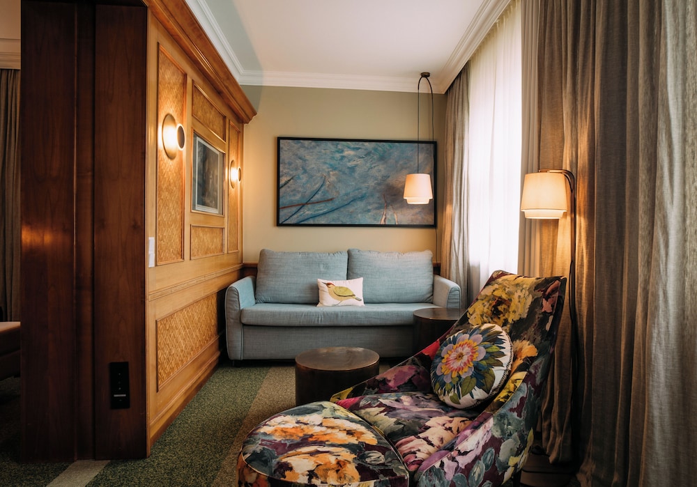 Junior Suite, 1 Bedroom - Photo 3