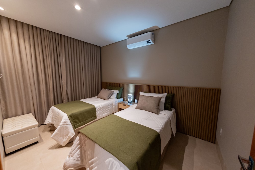 Deluxe Twin Room photo 1