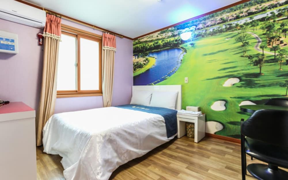 Standard Room photo 1