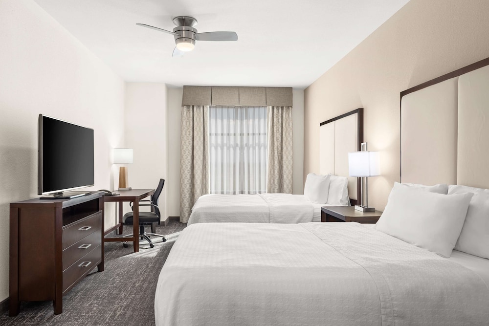 Suite, 2 Queen Beds, Accessible, Non Smoking (Hearing) photo 1