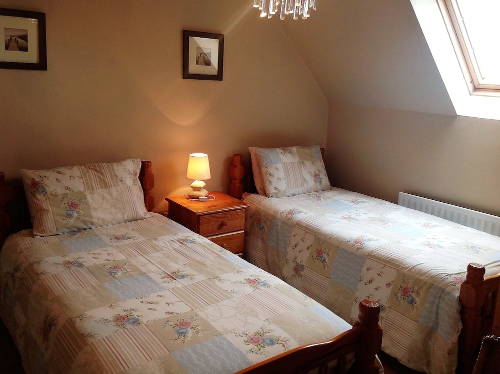 Cottage, 4 Bedrooms photo 2