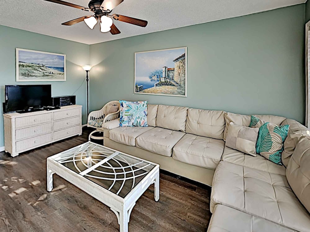 Condo, Multiple Beds, Balcony, Partial Ocean View photo 1