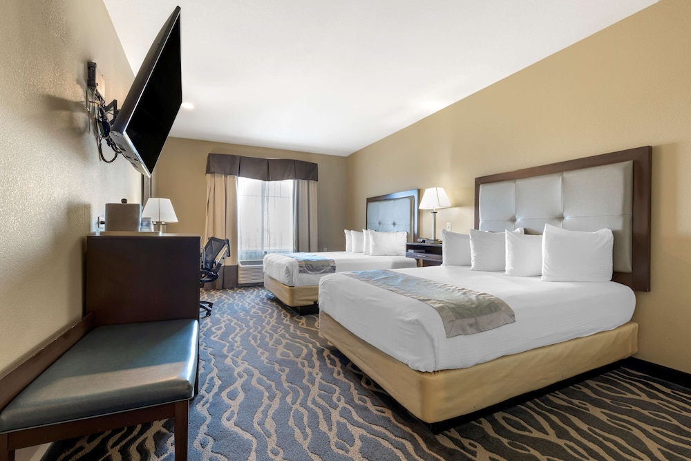 Standard Room, 2 Queen Beds, Non Smoking, Kitchenette (Pet Friendly)
