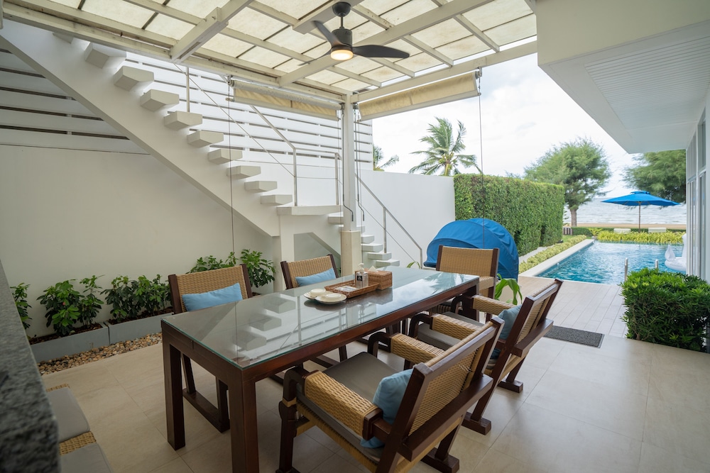 Four-Bedroom Beachfront Pool Villa - Photo 10