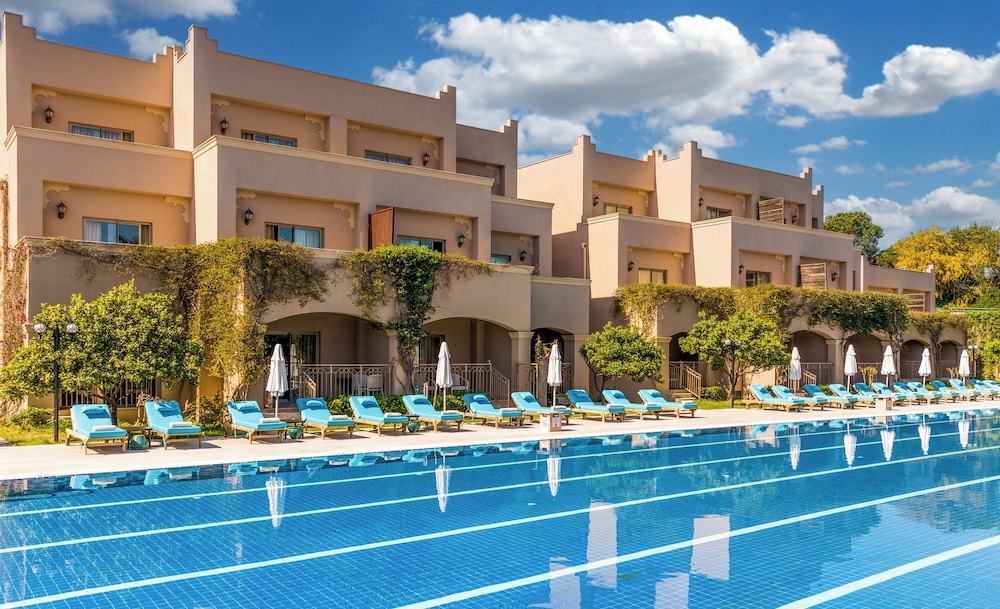 Swim-up Suite