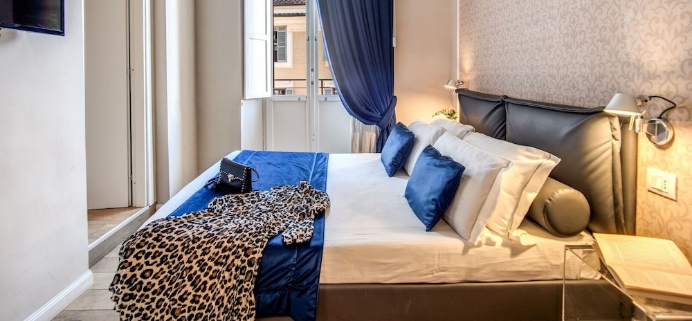 Standard Double Room, 1 Double Bed, Annex Building (Via del Corso 112) photo 1