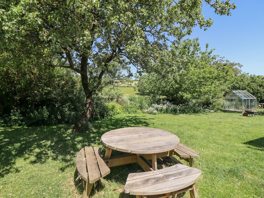 Cottage photo 1