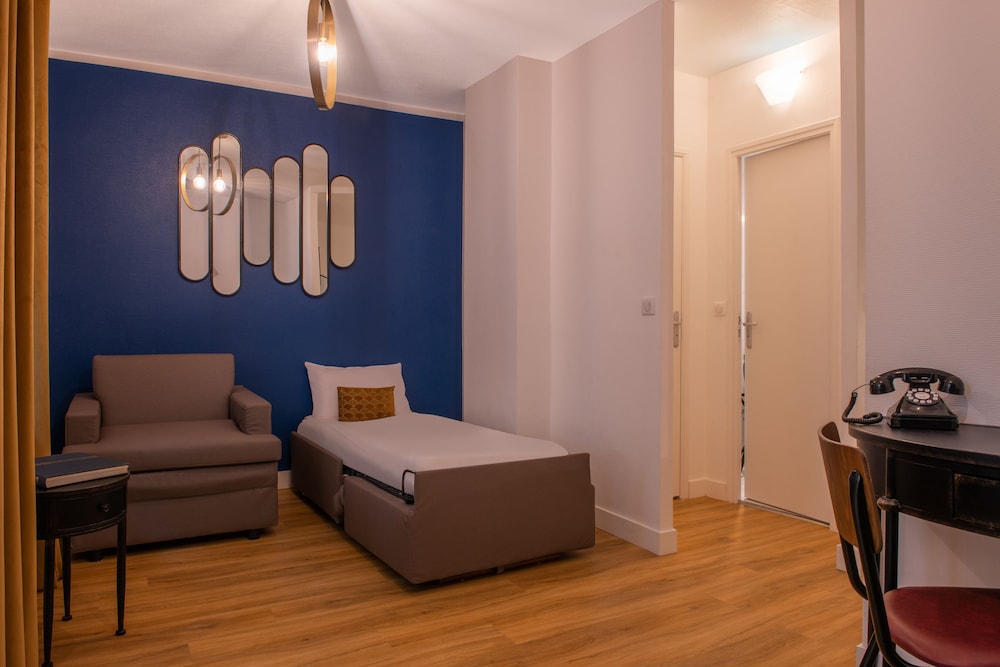 Classic Quadruple Room photo 3