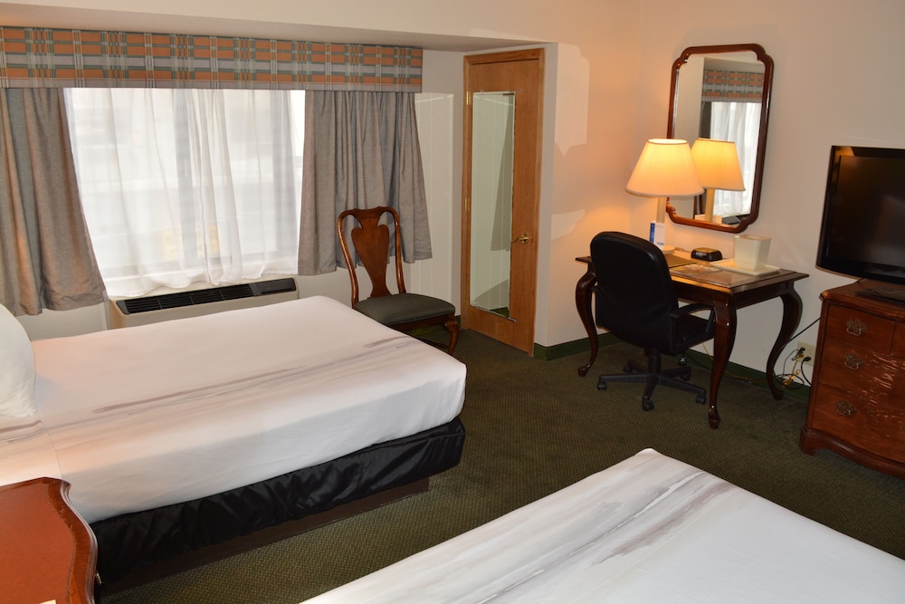 Room - Photo 2