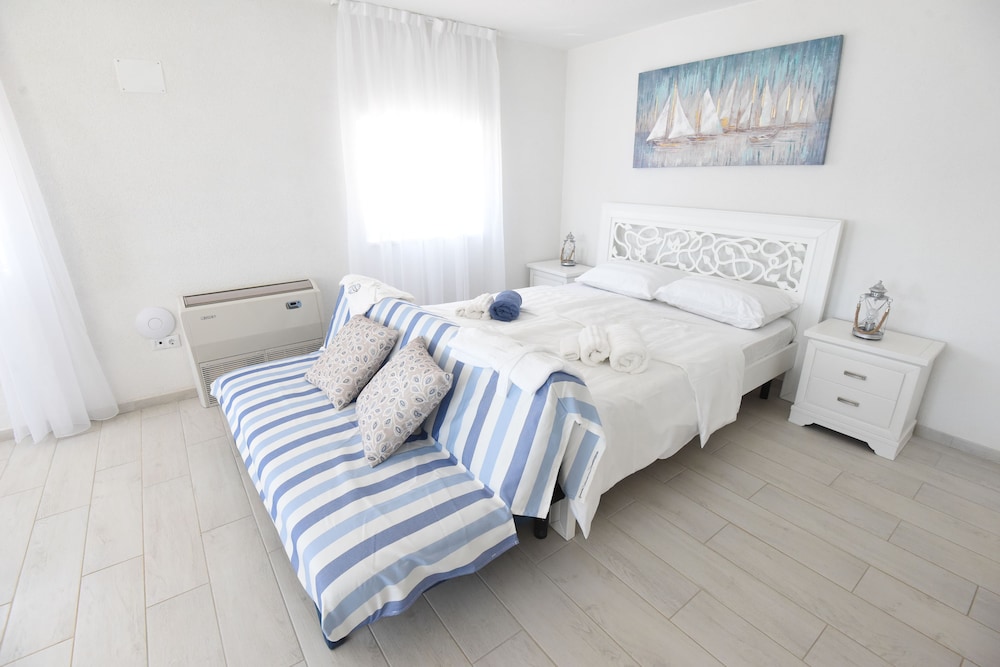 Exclusive Studio, Sea View