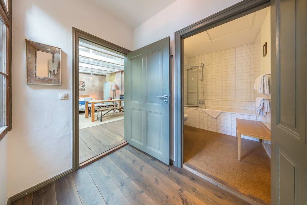 Apartment (Remise mit Balkon) photo 1