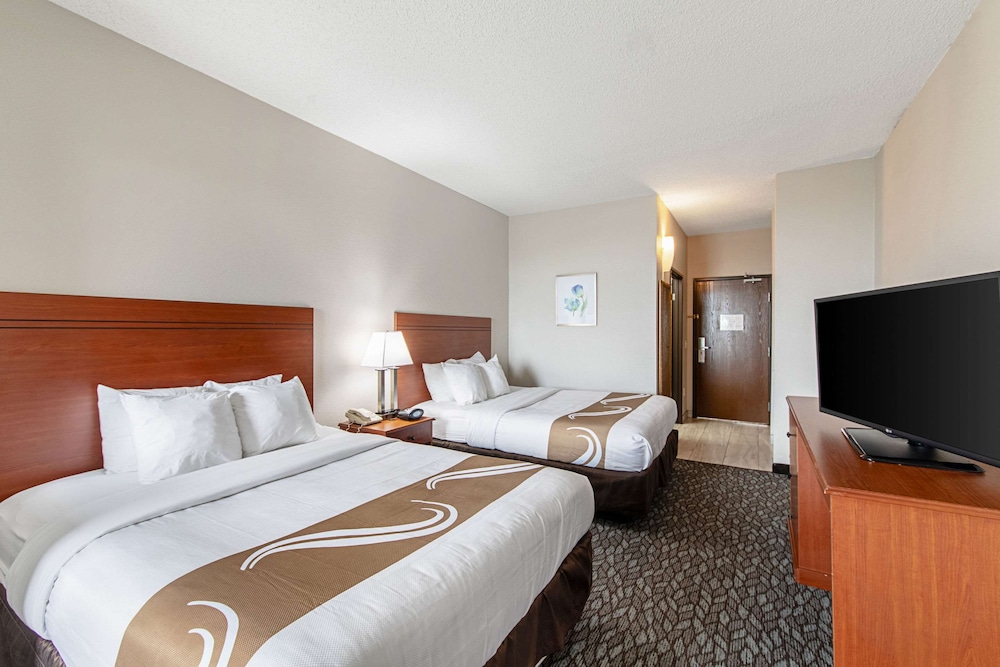 Suite, 2 Queen Beds - Photo 1