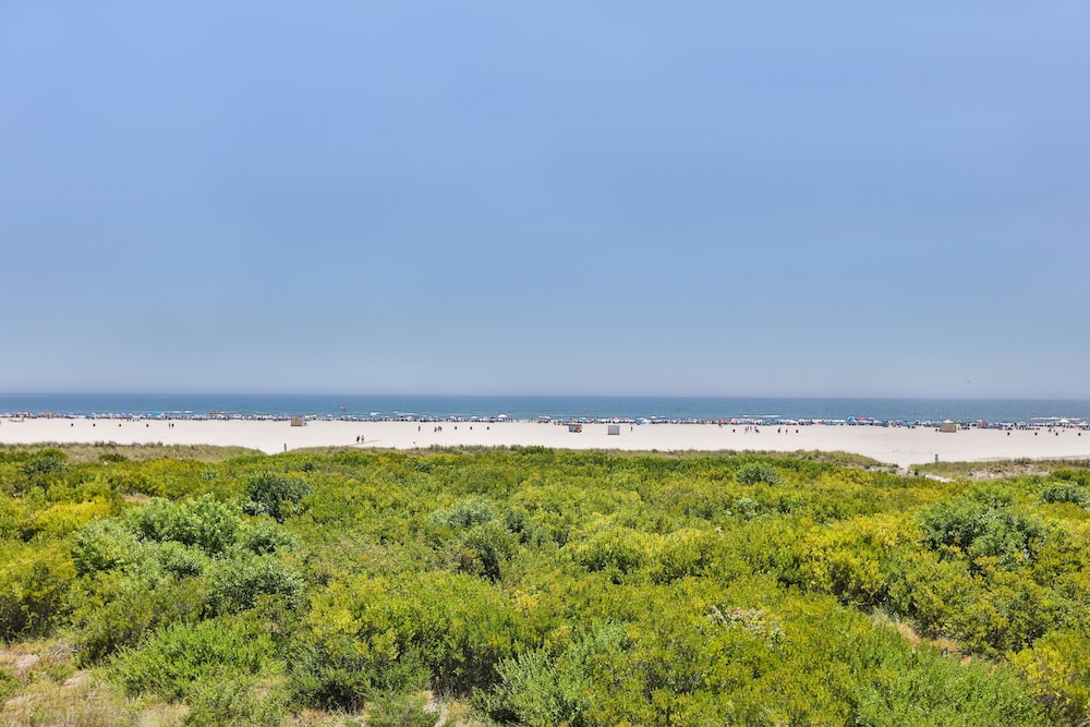 Deluxe Room, Kitchenette, Oceanfront photo 3