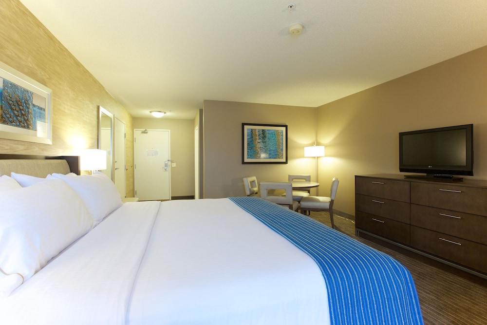 Standard Room, 1 King Bed photo 1